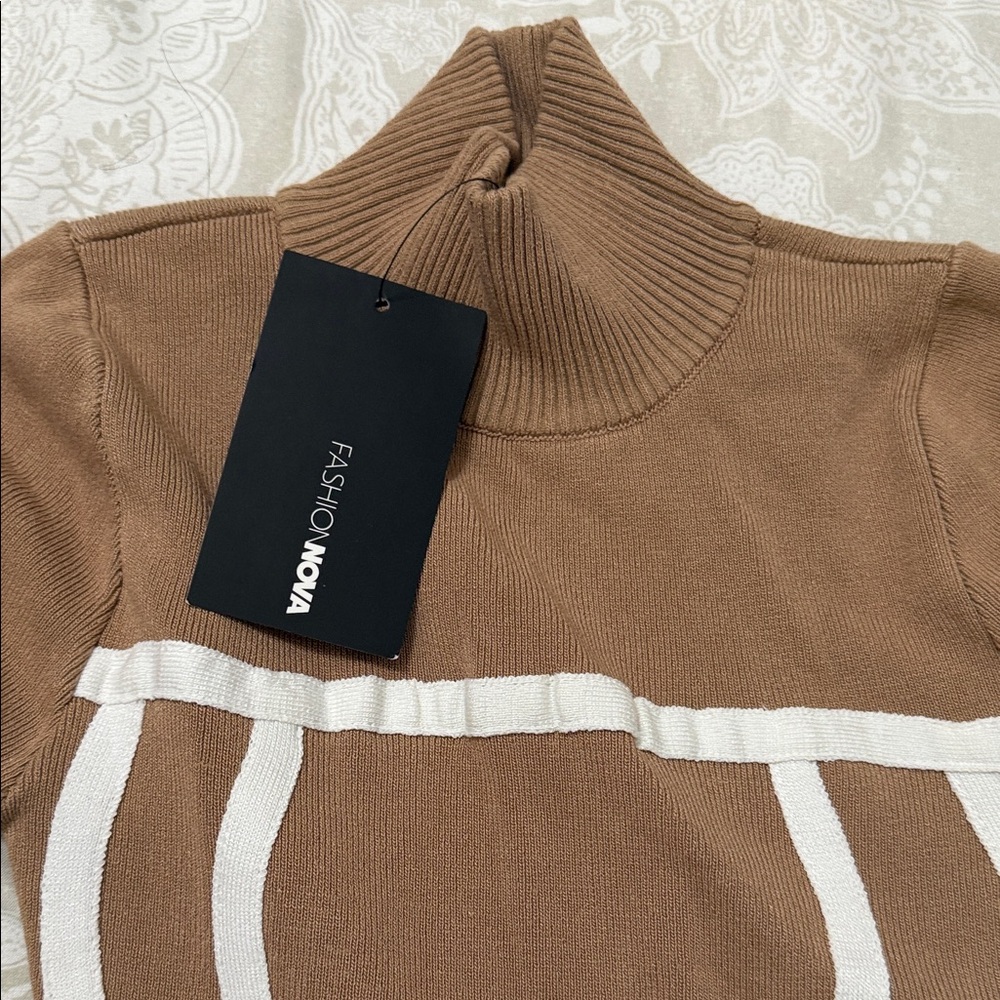 Fashion Nova Long Sleeve Tan and White Dress - Picture 3 of 6